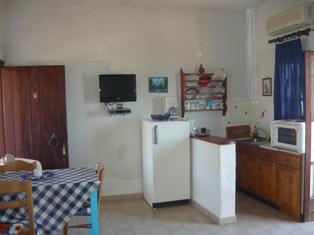 Villa Victoria Makrýgialos Екстериор снимка