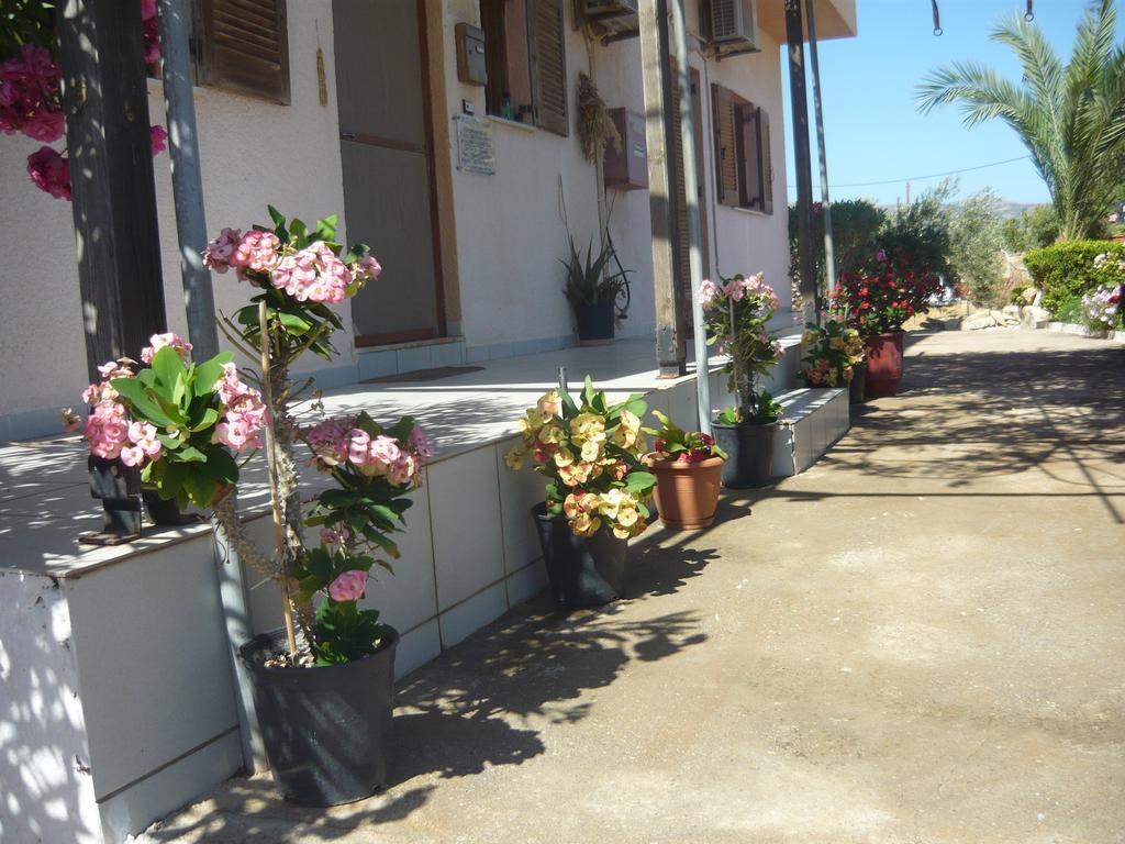 Villa Victoria Makrýgialos Екстериор снимка