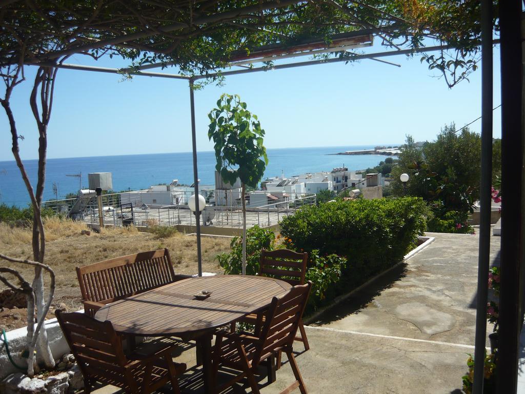 Villa Victoria Makrýgialos Екстериор снимка