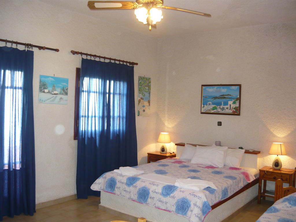 Villa Victoria Makrýgialos Стая снимка